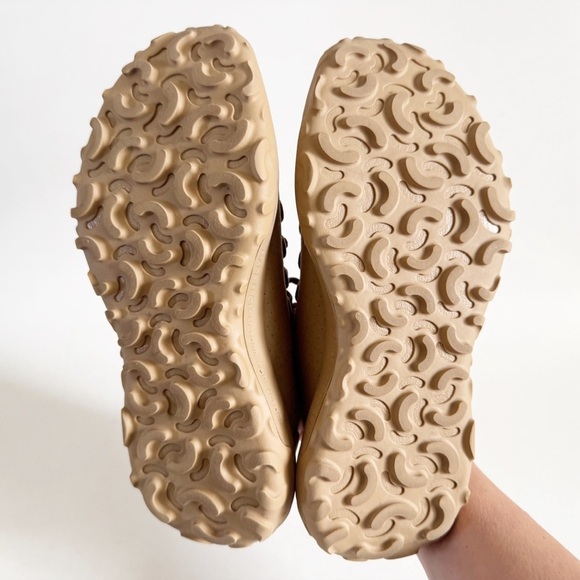 Allbirds Trail Runner Sneaker Hazy Beige Tan Purple Performance Comfort Mens 8 - Picture 8 of 11